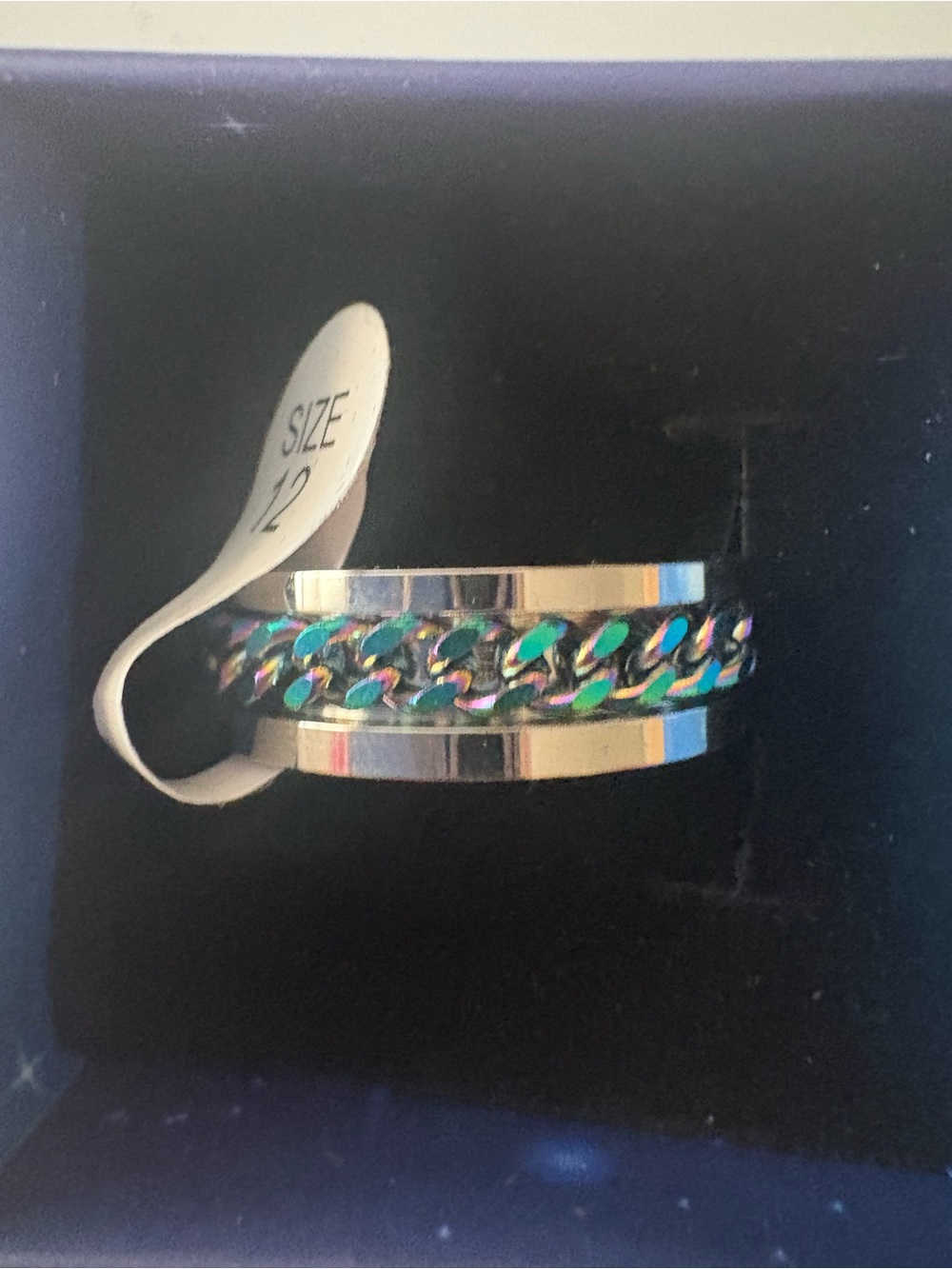 Iridescent Chain Accent Silver-Tone Band Ring - Green Blue Hues